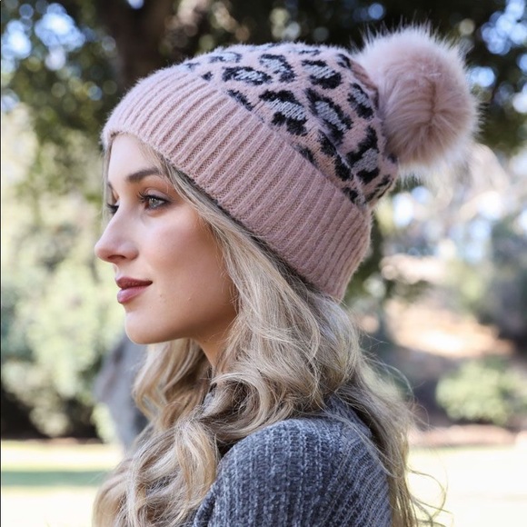 🌟LAST 3! Pink Leopard Print Knit Beanie